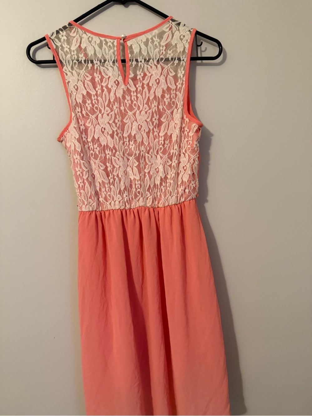 Girls' Coral Dress with White Lace Back - Elegant Sleeveless Formal Dress